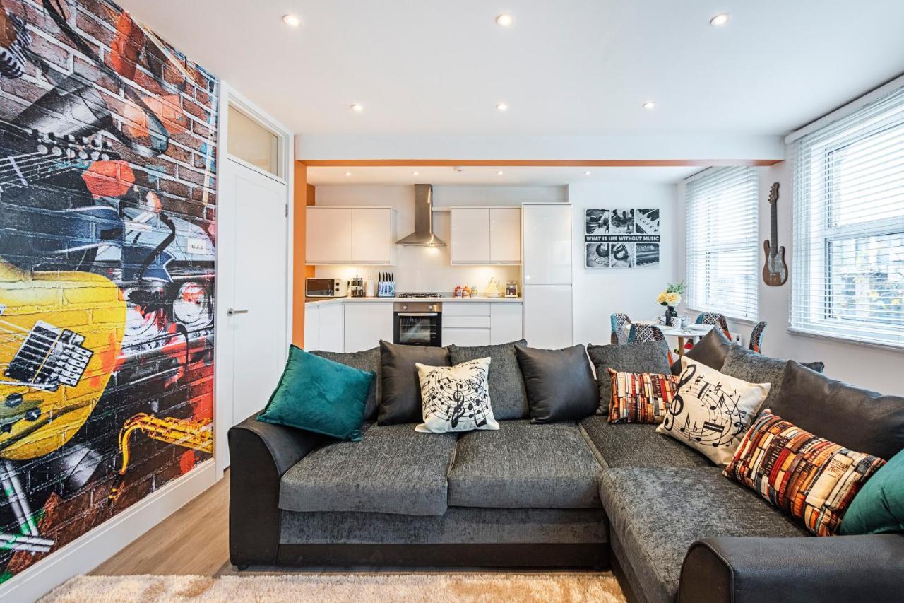 Cozy And Serene Brand-New Flat In Kilburn, London Apartment Екстериор снимка