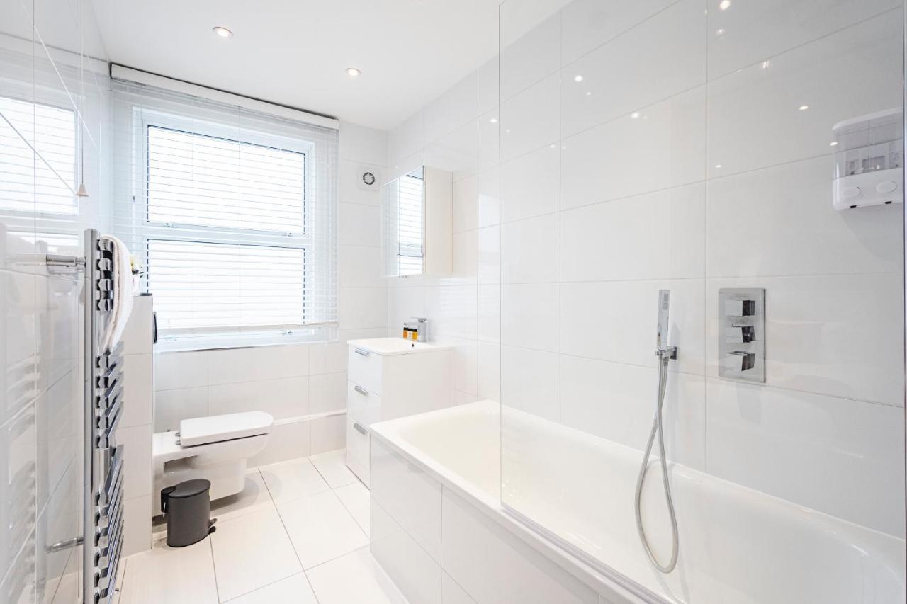 Cozy And Serene Brand-New Flat In Kilburn, London Apartment Екстериор снимка